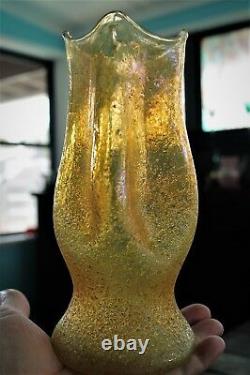Antique 1905 Dugan Iridescent Canary Venetian Frit Pinched Art Glass Vase 7.25