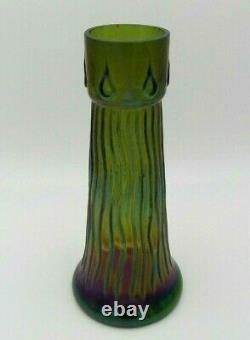 Beautiful 20th Century Art Nouveau Iridescent Art Glass Vase Attributed to Loetz