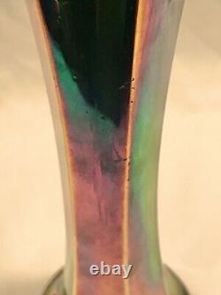 Beautiful Curved Hexagonal Carnival Glass Vase withRuffle Rim