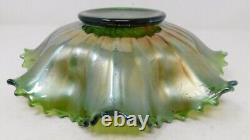 C. 1919 Emerald Green Northwood Carnival Glass Peacocks on the Fence 9 Bowl VGC