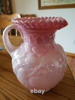 FENTON PINK IRIDESCENT CARNIVAL GLASS RUFFLED LG PITCHER CHERRIES With4 GLASSES