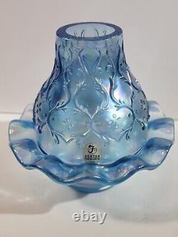 FENTON SKY BLUE CARNIVAL GLASS Ruffled Fairy Light Lamp