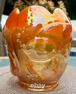 FentonORANGE OPALESCENT CARNIVAL ATLANTIS KOI FISH VASE. 1980's. Gorgeous