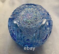 L. E. Smith Glass Bowl Commet In The Stars Blue Iridescent Pinwheel Sawtooth Rim