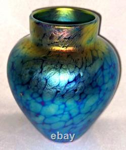 Lundberg Studios 1995 Blue Aurene Opalescent Iridescent Mini Art Glass Vase