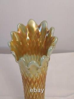 Northwood AQUA OPALESCENT Carnival DIAMOND POINT Art Glass Opal 10 SWUNG VASE