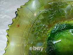 Northwood Grape & Cable Footed Bowl Stippled Edge Basket Weave Emerald Green