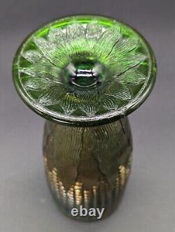 Northwood Green Carnival Glass Corn Cob Vase 6.5 Tall Cupped Top