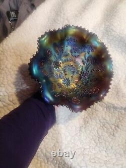 Northwood Purple GOOD LUCK Carnival Glass Ruffled Bowl. Excellent Condition