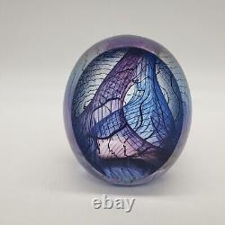 Philabaum Studios Iridescent Art Carnival Glass Egg Reptillian Paperweight 1996