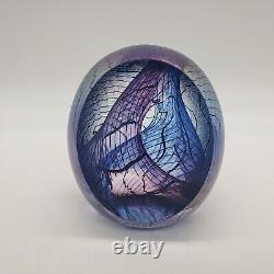 Philabaum Studios Iridescent Art Carnival Glass Egg Reptillian Paperweight 1996