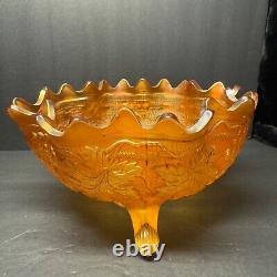 Pretty Marigold Fenton Carnival Glass Grape & Cable Fruit Bowl Persian Medallion