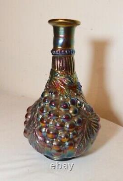 Rare vintage carnival iridescent glass figural leaf and berry grape Fenton vase