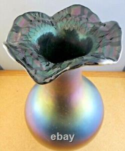Stunning 10 Purple Amethyst Iridescent Carnival Studio Art Glass Vase Signed