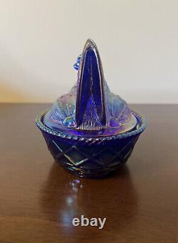 Vintage Westmoreland 5.5 Blue Iridescent? Carnival Glass Hen On A Nest EUC