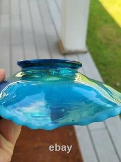 Wow Westmoreland Dark Blue Opalescent Carnival Glass Daisy Wreath Bowl
